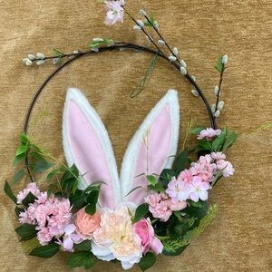 Easter bunny 20” light up wreath 🐇 Faux fur ears, p. willows, spring floral